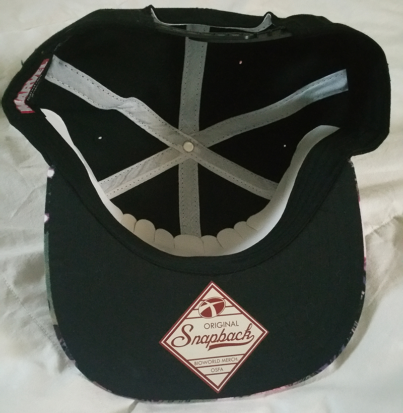 Strange hat bottom